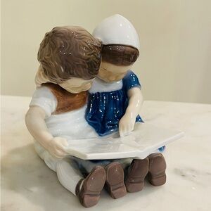 Boy and Girl Reading a Book  Porcelain Bing and Grondahl Figurine Denmark
